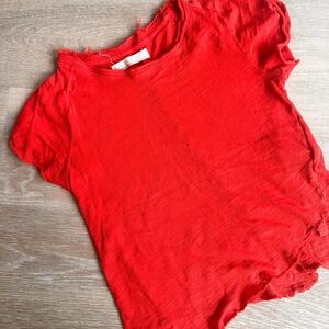 Free People! Super cute + comfy light weight short sleeve top (XS) (RED)